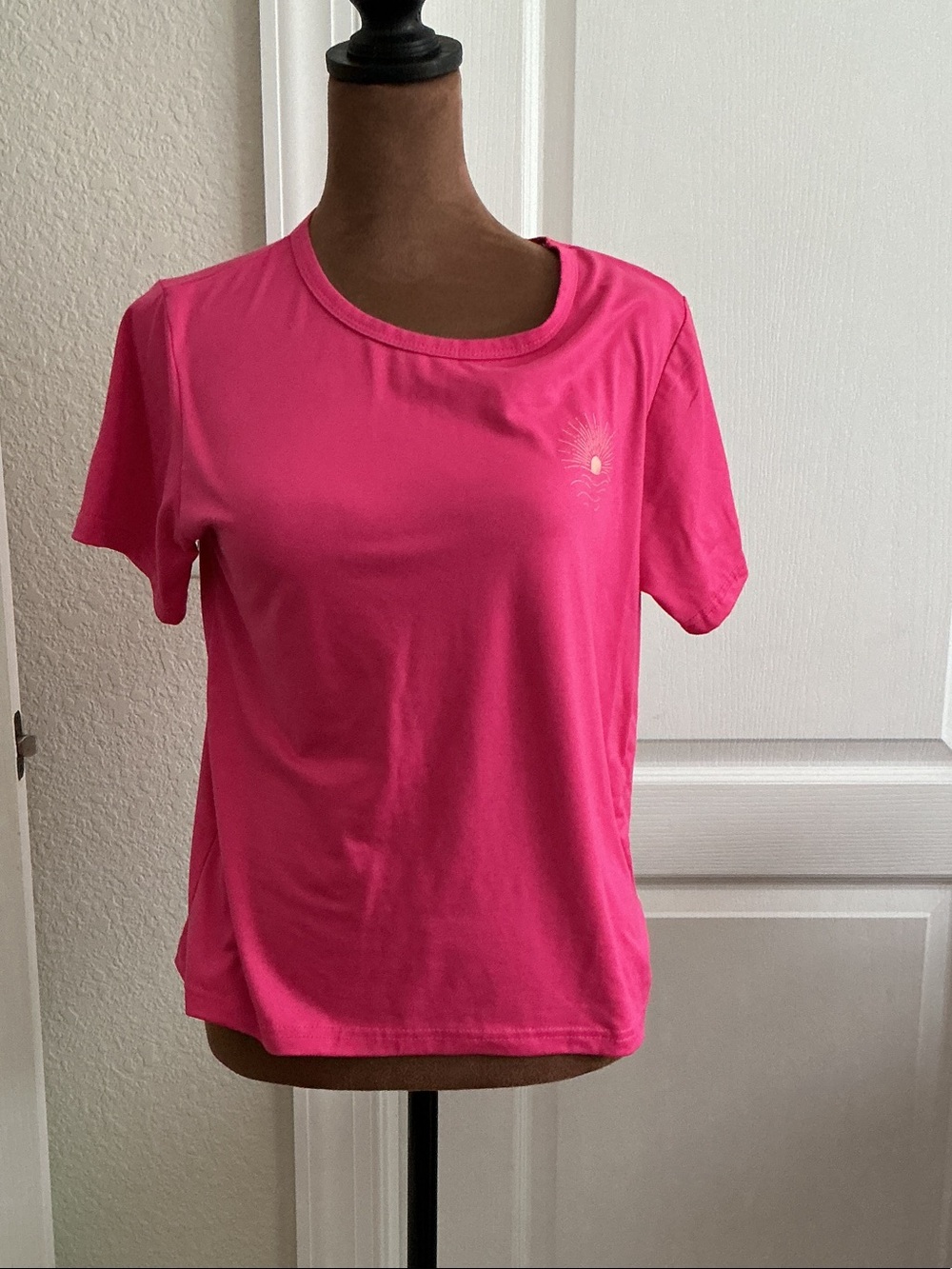 SHEIN Bright Hot Pink Short Sleeve Crew Neck Tee